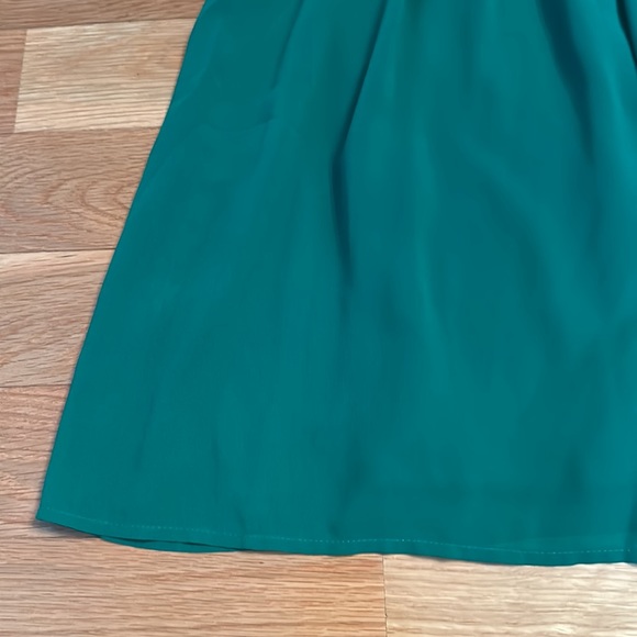 Forever 21 green dress - Picture 4 of 5